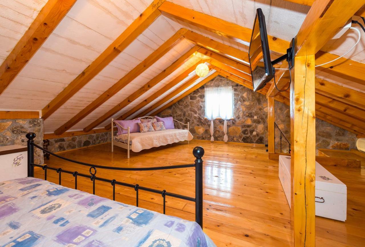 Holiday Home Vlatka Lozovac Kültér fotó