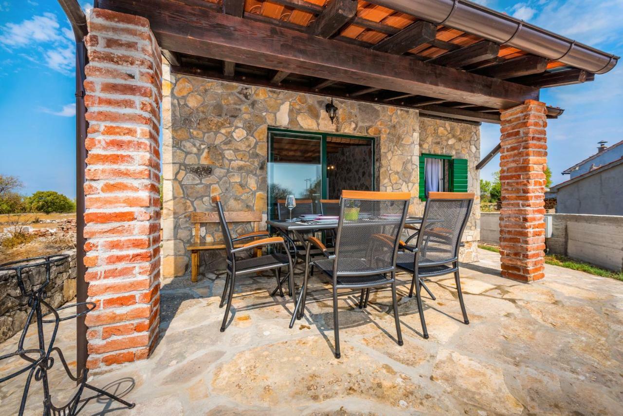 Holiday Home Vlatka Lozovac Kültér fotó