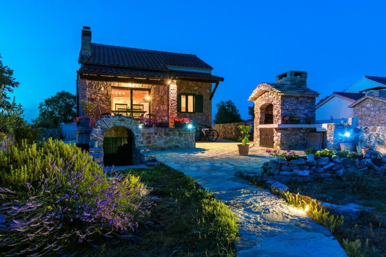 Holiday Home Vlatka Lozovac Kültér fotó
